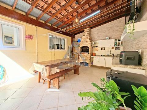 Casa à venda em Campinas, Chácara Primavera, com 3 quartos, com 130 m², Green Village
